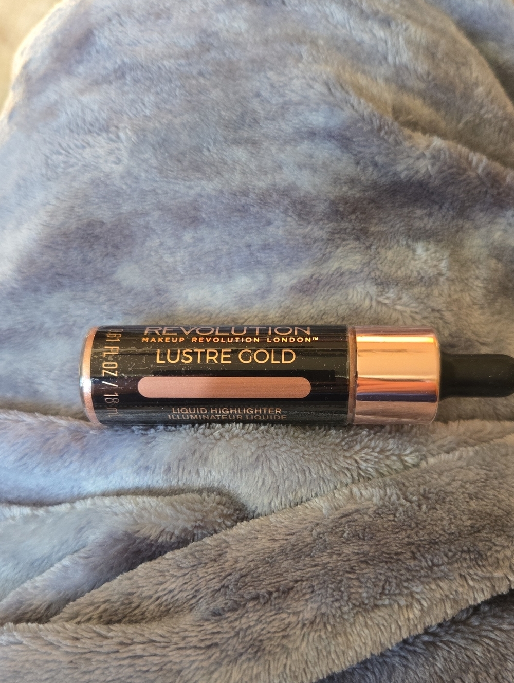 3/$10 Makeup Revolution Lustre Gold Liquid Highlighter